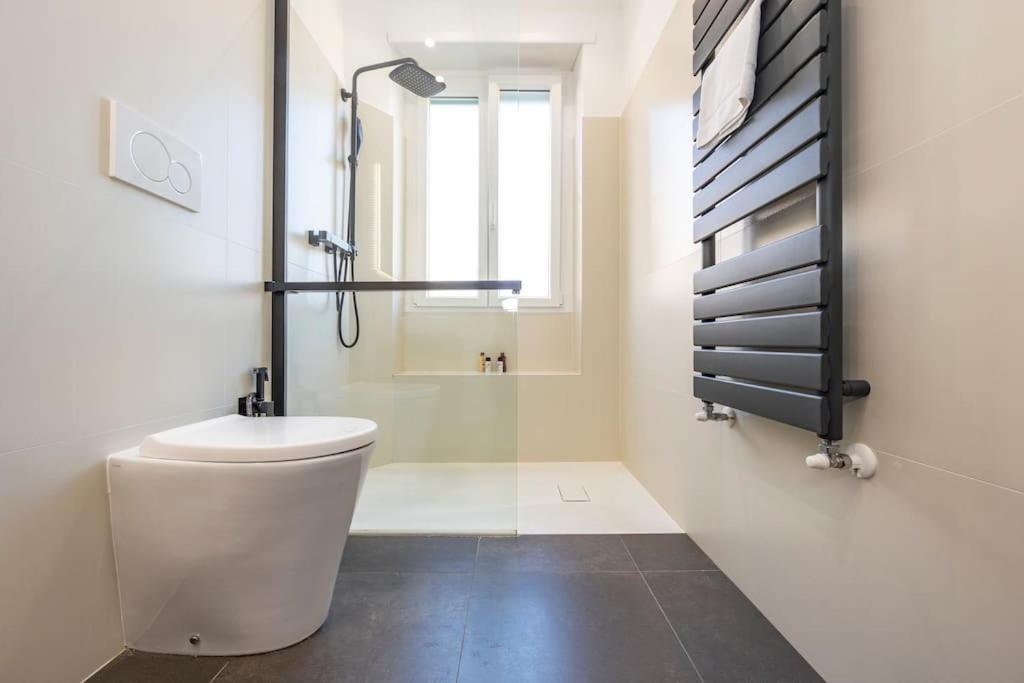 Stylish Apartment Rome Air Conditionig Wifi Tv 50 Metro 4 Minutes Away ภายนอก รูปภาพ